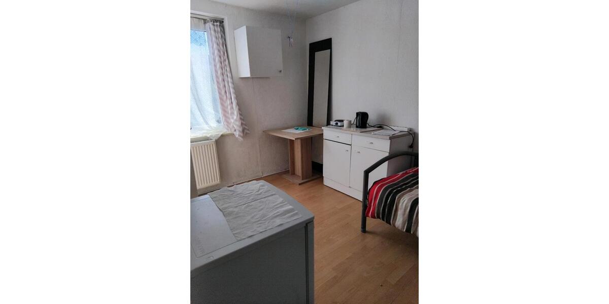 Erdgeschoßwohnung Bochum Bochum-Mitte - 1 Zimmer, 14 m&sup2;, 250&euro; | Angebot:26618942