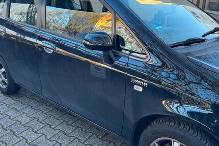 Honda Jazz 193.000 km 2.000 &euro; Wuppertal 42275