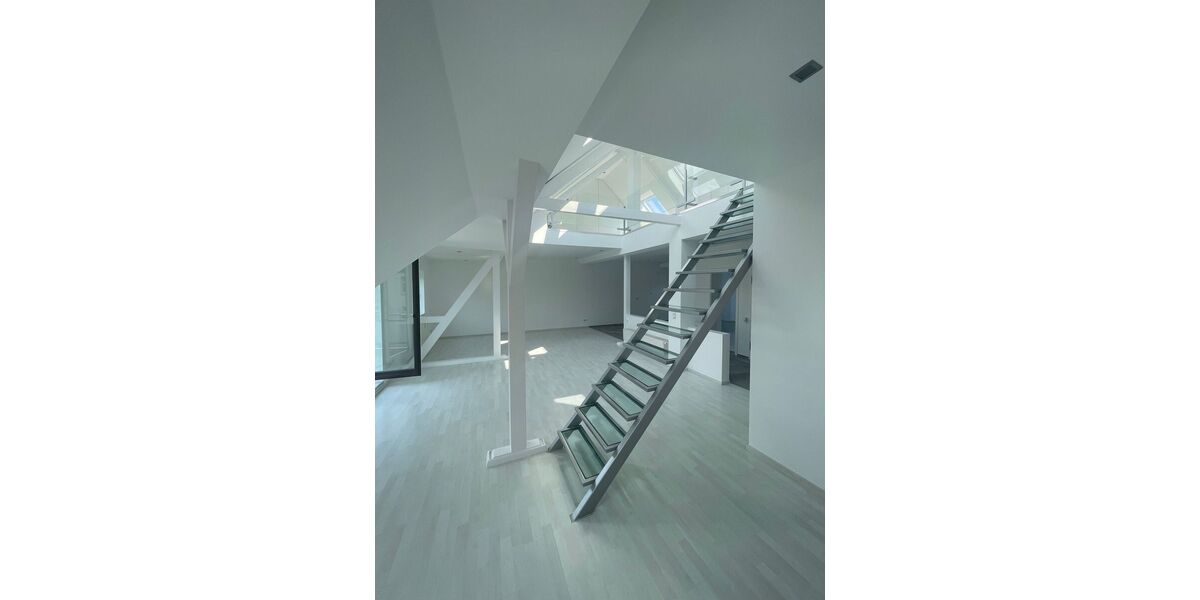 Wohnen auf höchstem Niveau: 168 qm, lichtdurchflutete Maisonette in Rüttenscheid, Klima,Garage - Maisonettenwohnung Essen Rüttenscheid | Angebot:27332915