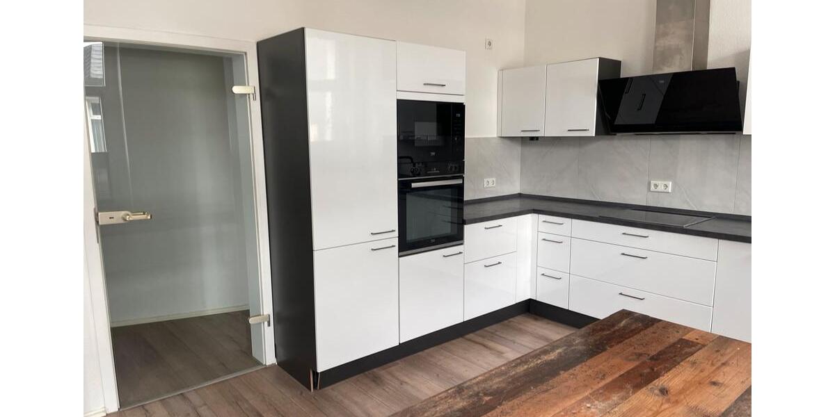 Erdgeschoßwohnung Remscheid Gemarkung Bergisch Born - 3 Zimmer, 90 m&sup2;, 1.250&euro; | Angebot:25974606