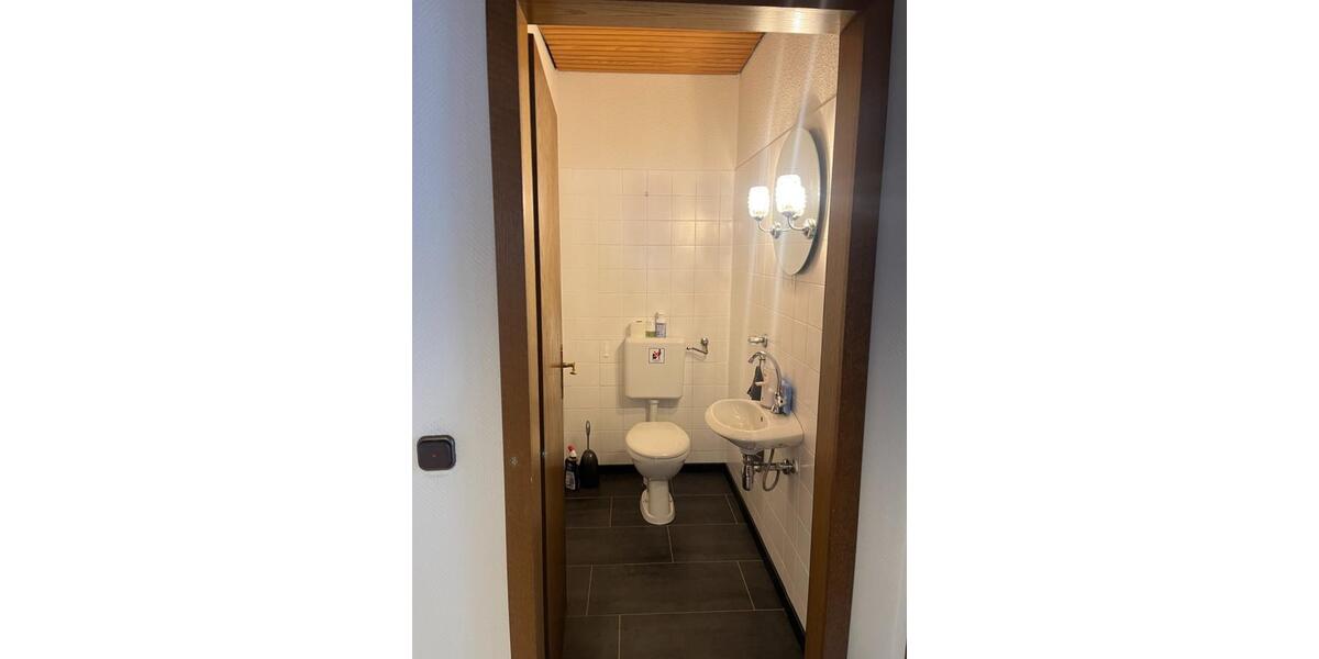 Gewerbeobjekt Langenfeld (Rheinland) - 1.900&euro; | Angebot:24630486