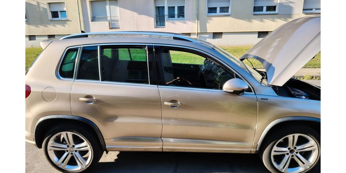 VW Tiguan 106.500 km 14.400 &euro; Essen 45356
