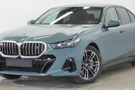 BMW i5 12.736 km 63.930 &euro; Mülheim 45472