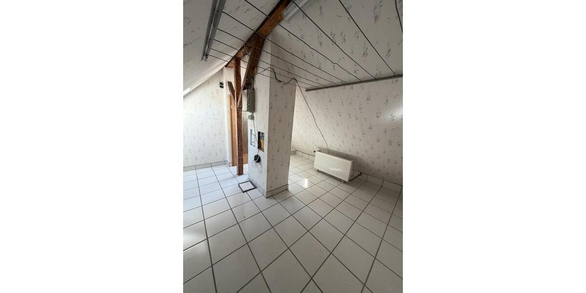 Dachgeschoßwohnung Bochum Günnigfeld - 3 Zimmer, 78 m&sup2;, 741&euro; | Angebot:26518324