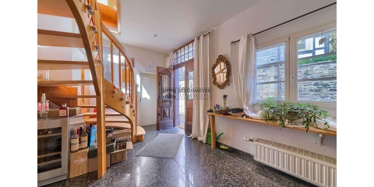 Maisonettenwohnung Herdecke - 4 Zimmer, 133 m&sup2;, 1.500&euro; | Angebot:24796047