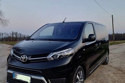 Toyota Proace (Verso) 95.000 km 34.000 &euro; Wermelskirchen 42929