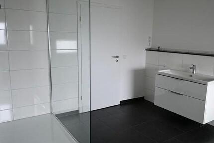 Wohnung Solingen Central - 2 Zimmer, 75 m&sup2;, 755&euro; | Angebot:26482616