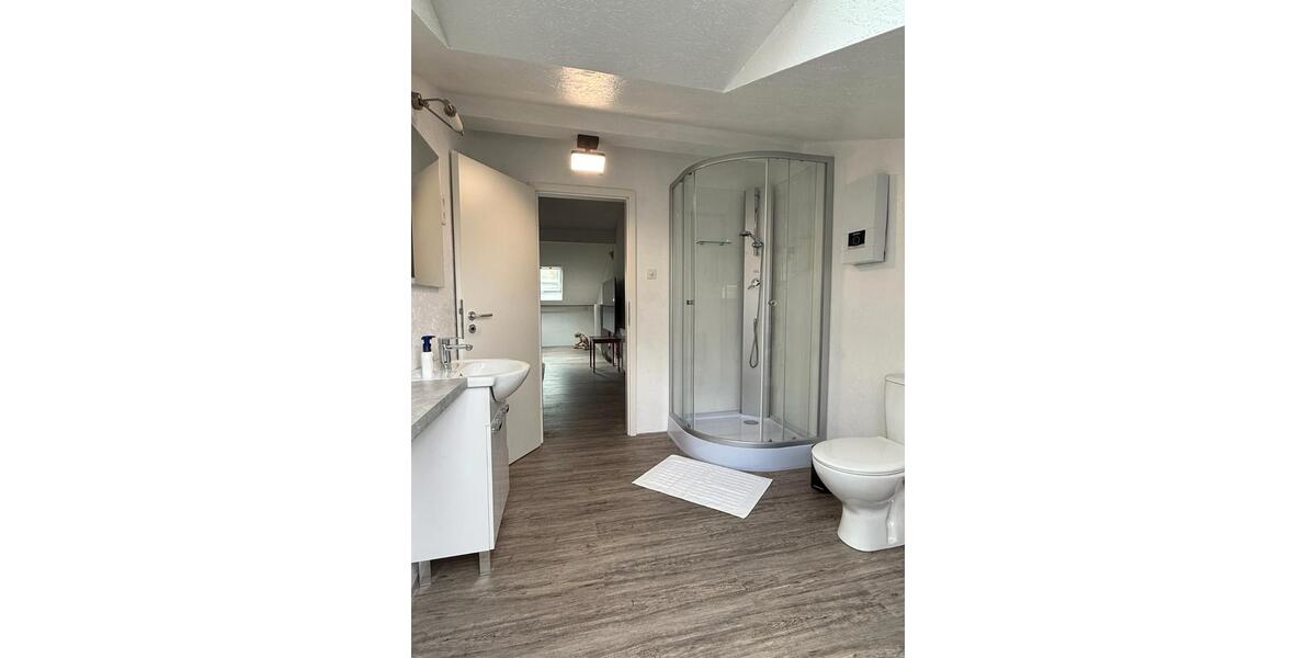 Dachgeschoßwohnung Wuppertal Gemarkung Langerfeld - 2 Zimmer, 65 m&sup2;, 500&euro; | Angebot:25907469