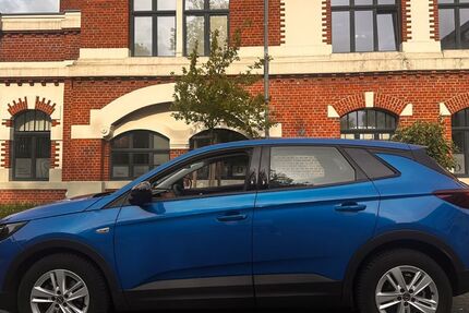Opel Grandland (X) 43.570 km 18.200 &euro; Düsseldorf 40625