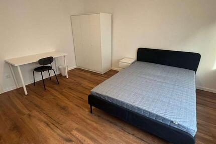 Wohnung Wuppertal Elberfeld - 2.5 Zimmer, 15 m&sup2;, 370&euro; | Angebot:25500373