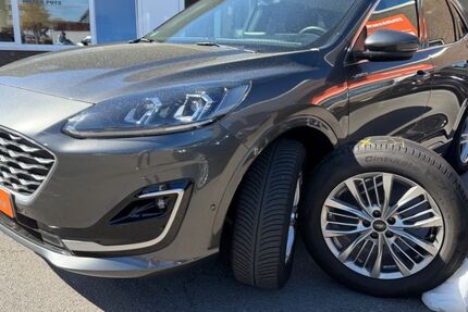 Ford Kuga 152.700 km 17.880 &euro; Düsseldorf 40549